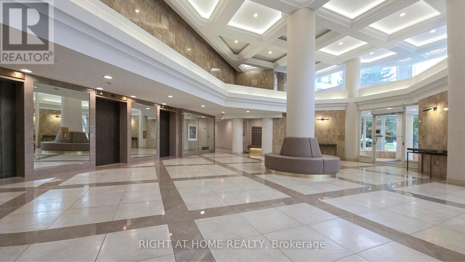 402 - 1 Clark Avenue W, Vaughan, Ontario  L4J 7Y6 - Photo 7 - N12869406