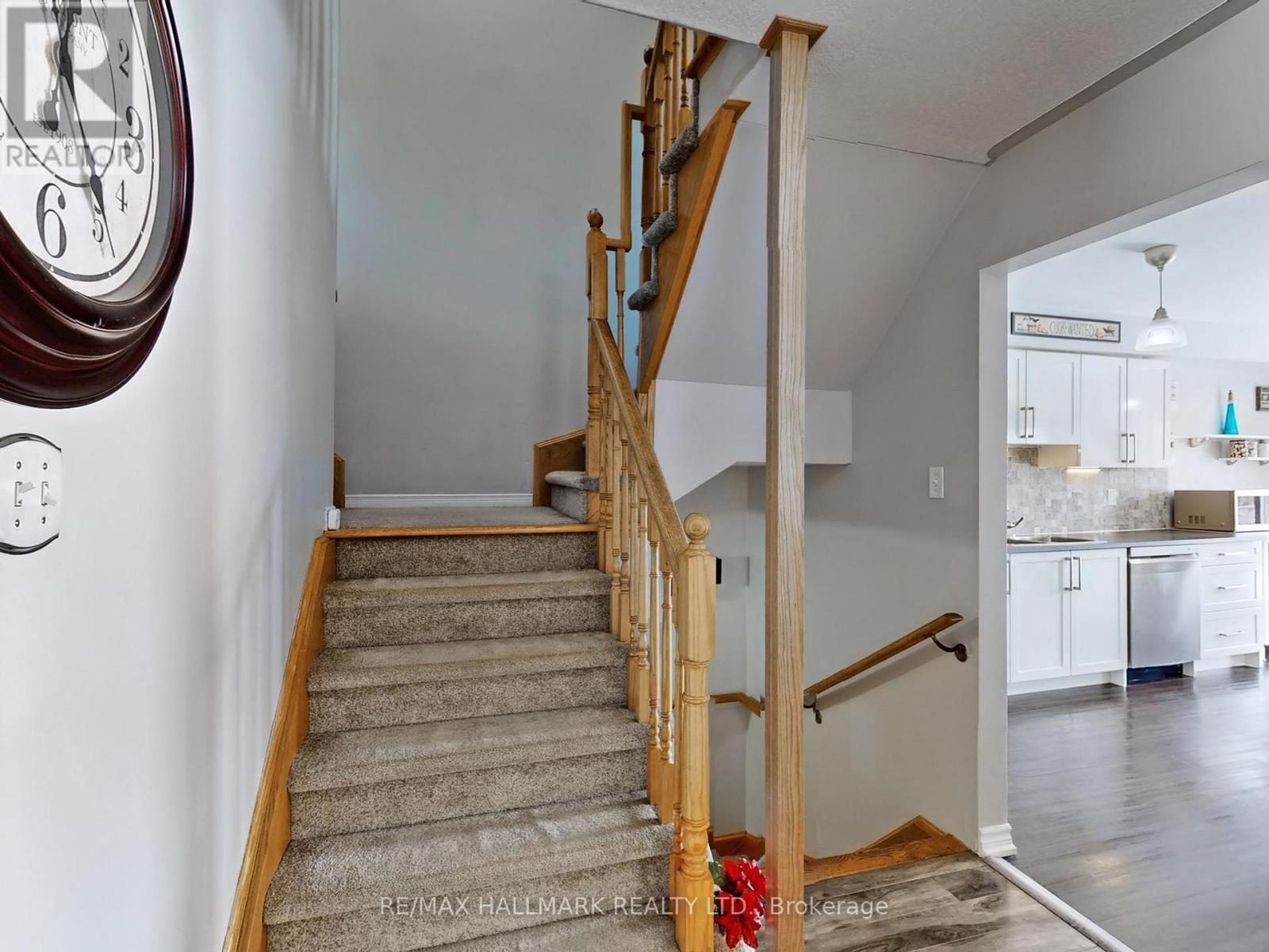 62 Crittenden Drive, Georgina, Ontario  L4P 4E3 - Photo 18 - N12869454