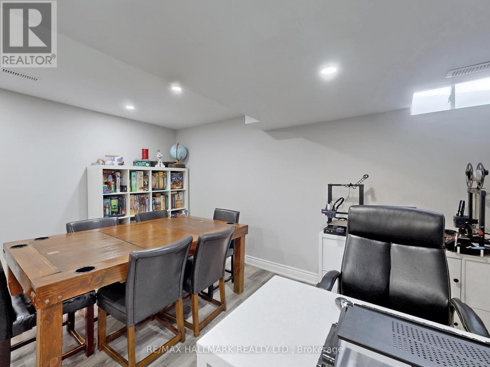 62 Crittenden Drive, Georgina, Ontario  L4P 4E3 - Photo 39 - N12869454