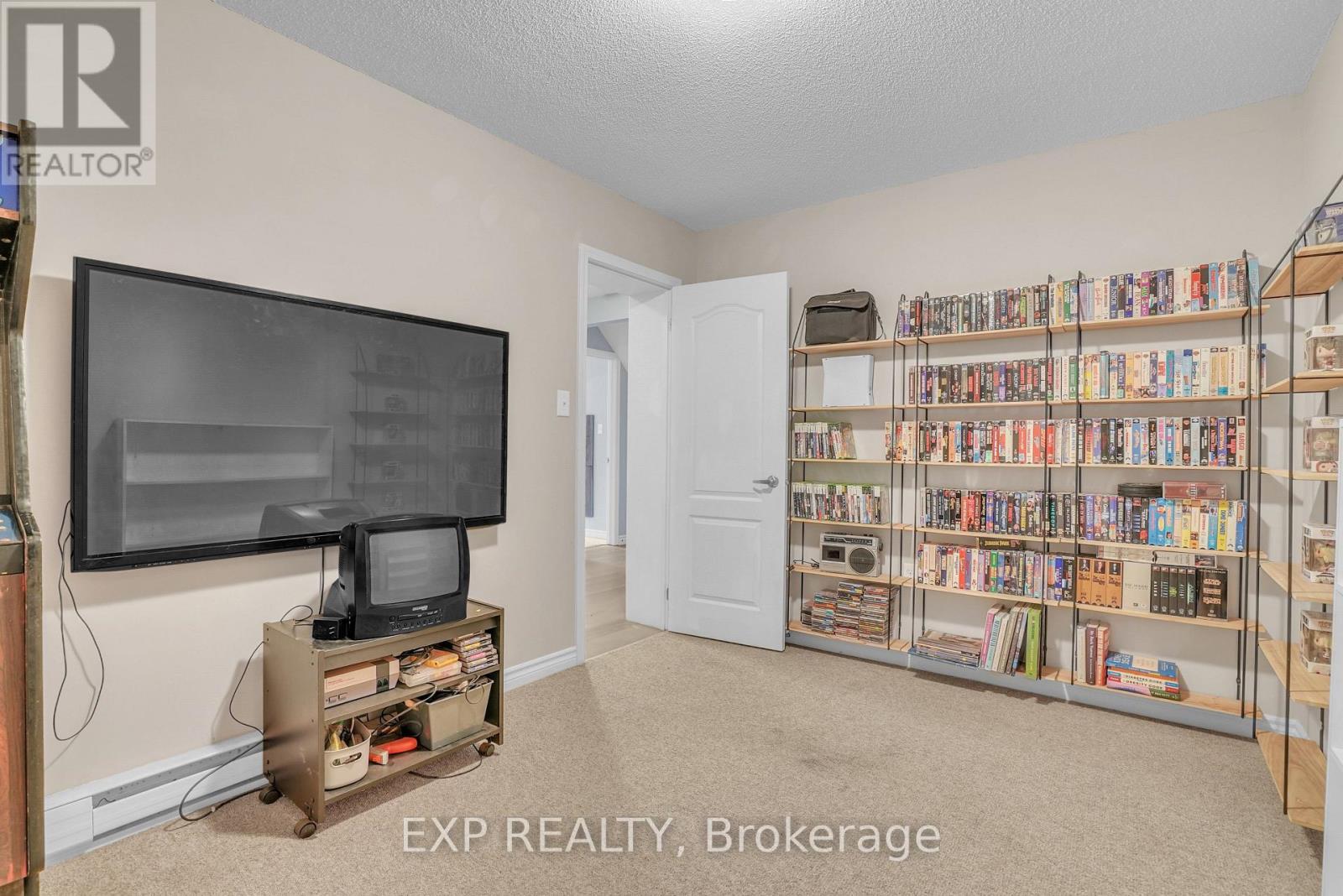 8 - 141 Sydenham Wells, Barrie, Ontario  L4M 0H3 - Photo 23 - S12869400