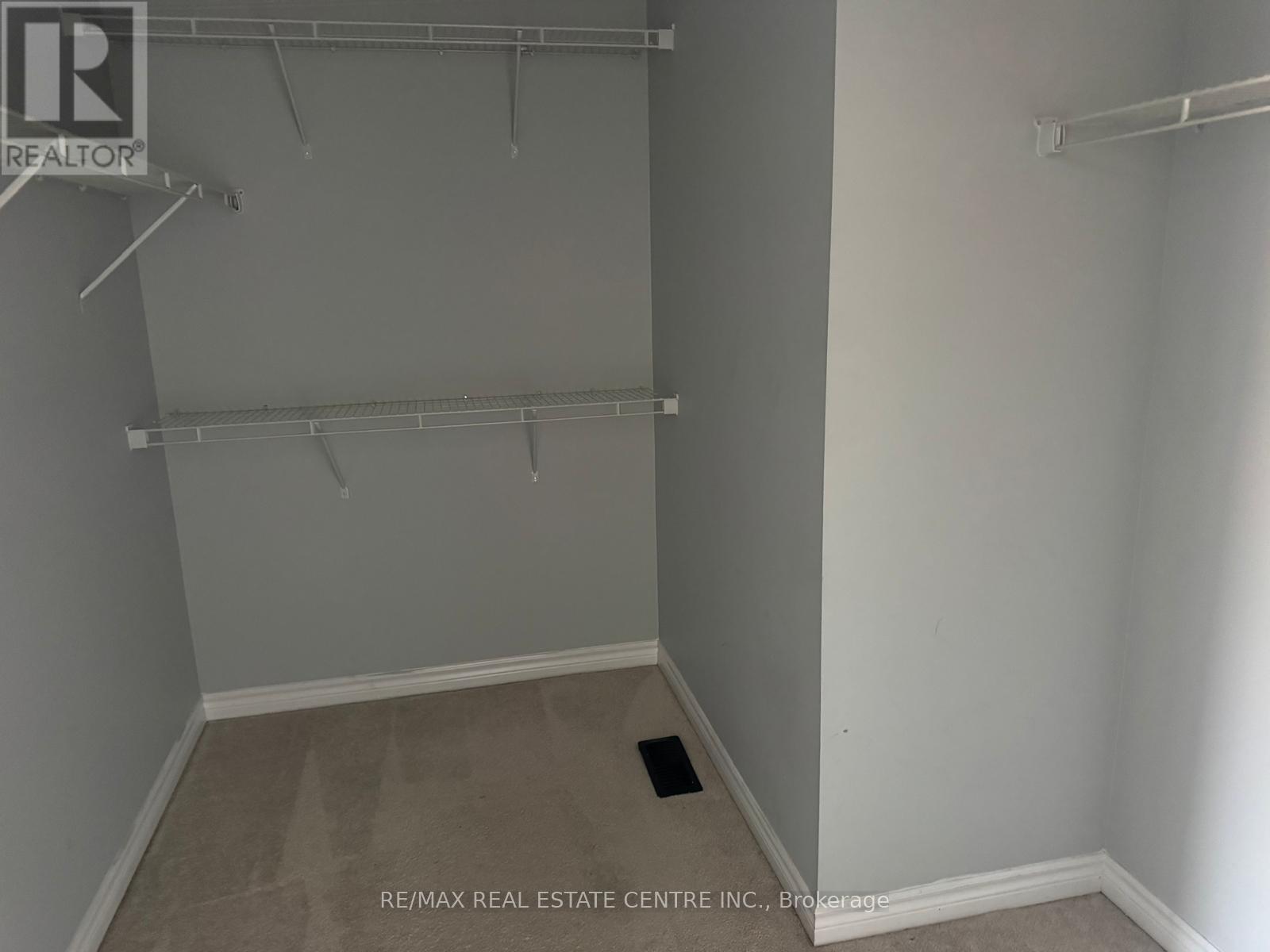 17 Feeder Street, Brampton, Ontario  L7A 4T7 - Photo 11 - W12869394