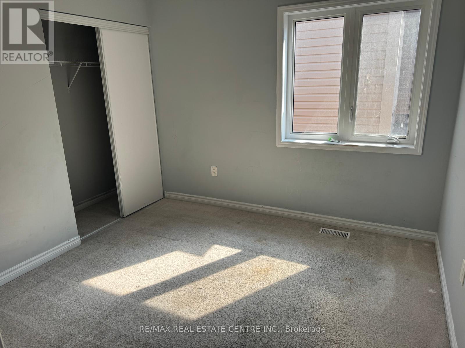 17 Feeder Street, Brampton, Ontario  L7A 4T7 - Photo 7 - W12869394