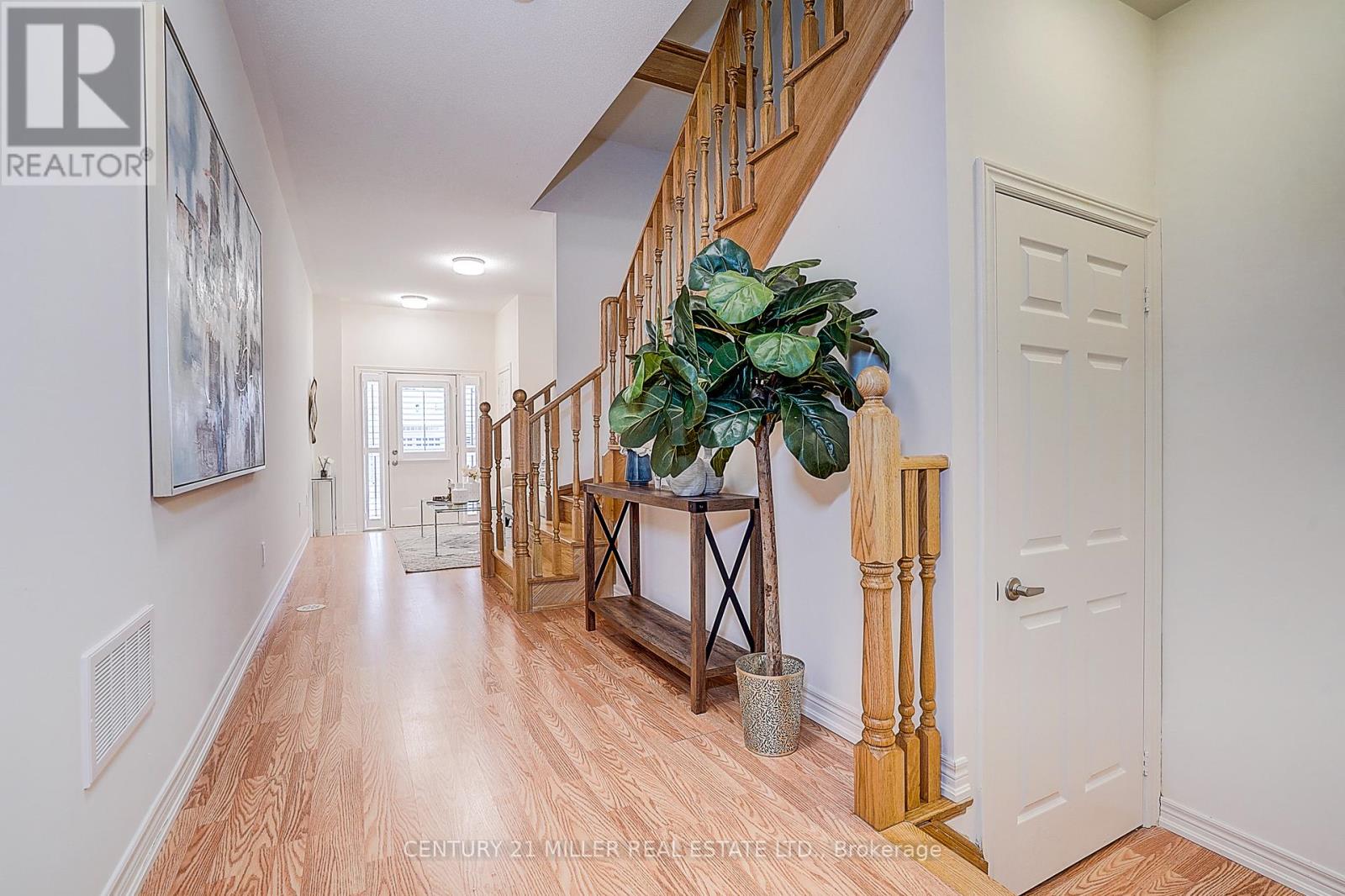 465 Manhattan Common, Oakville, Ontario  L6H 3P5 - Photo 10 - W12869452