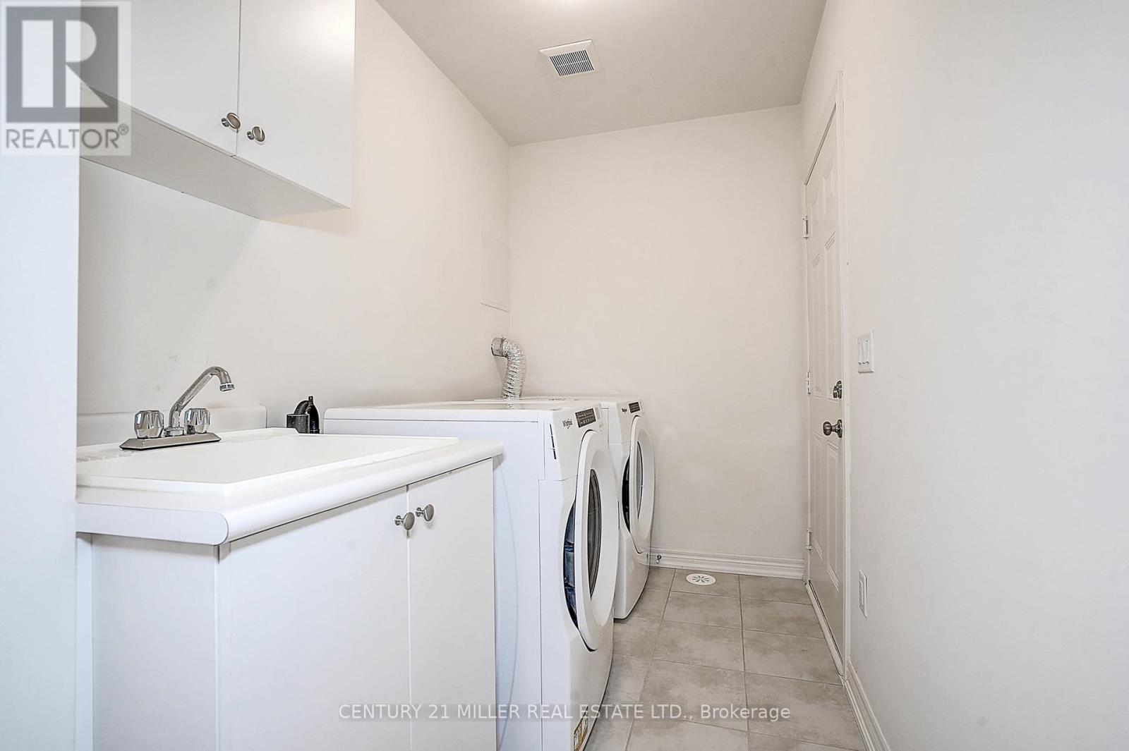 465 Manhattan Common, Oakville, Ontario  L6H 3P5 - Photo 11 - W12869452