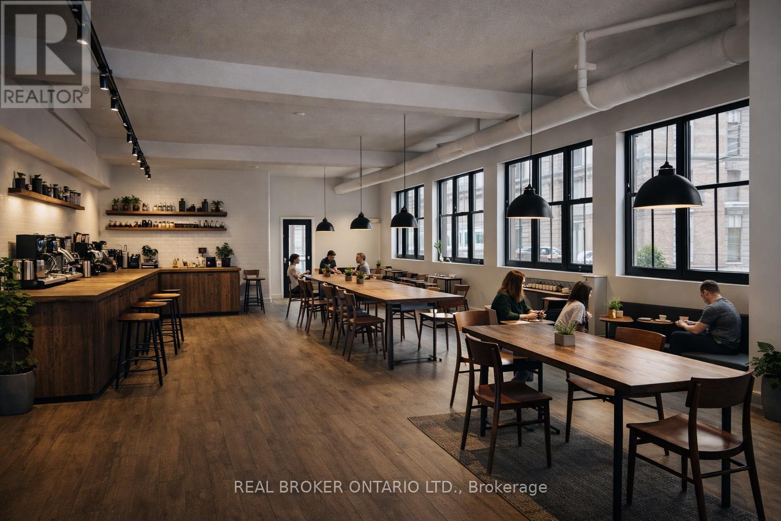 B - 231 Bay Street N, Hamilton, Ontario  L8R 2R1 - Photo 5 - X12869358