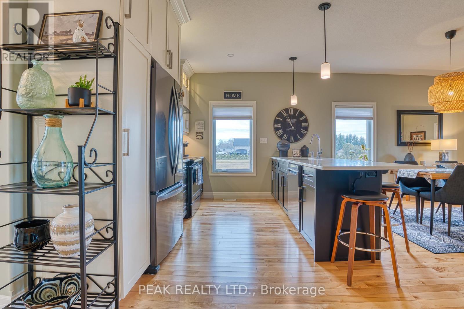 33 Wellington Street S, Ashfield-Colborne-Wawanosh, Ontario  N7A 3X9 - Photo 13 - X12869430