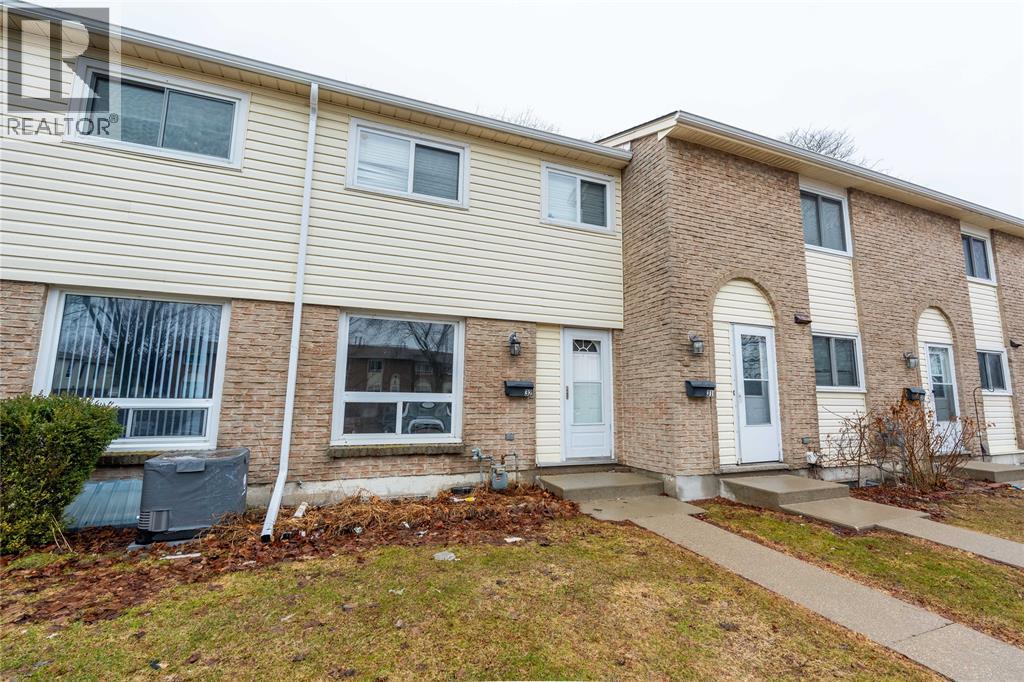 27 Turner Drive Unit# 32, Sarnia, Ontario  N7S 4R9 - Photo 2 - 26004851