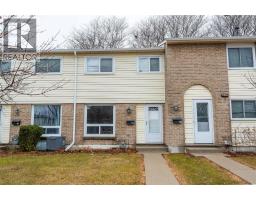 27 TURNER DRIVE Unit# 32, Sarnia, Ontario