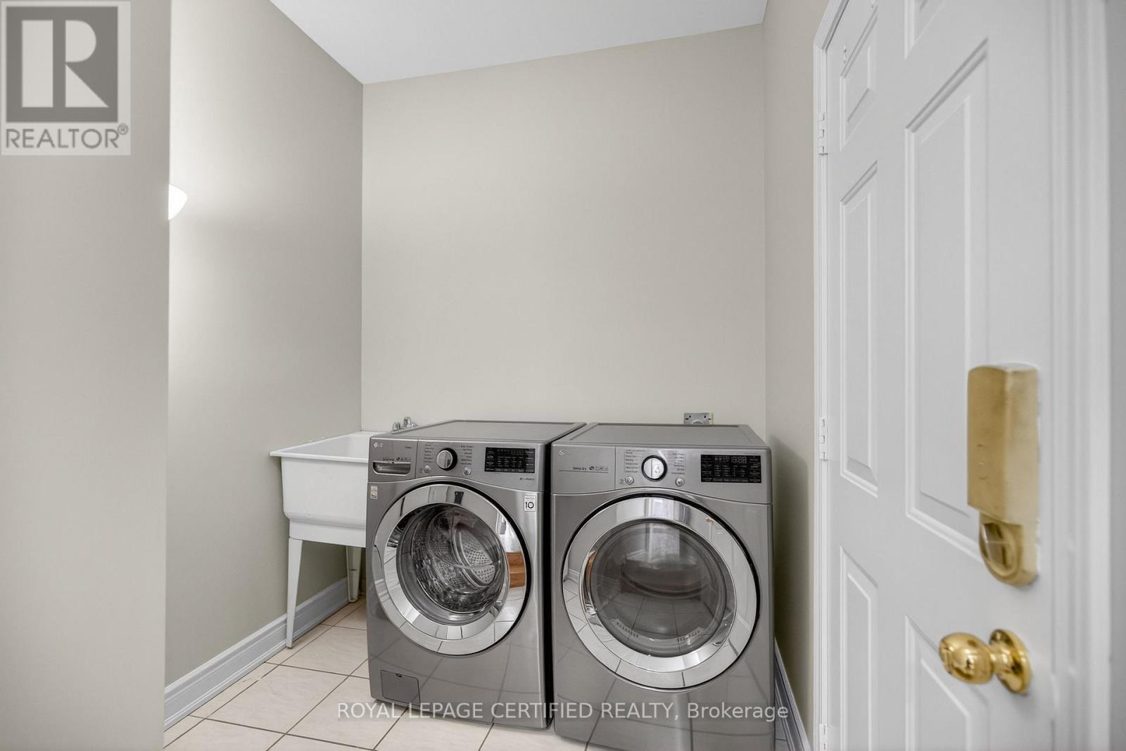 10 Verona Drive, Brampton, Ontario  L6P 1L2 - Photo 16 - W12734096