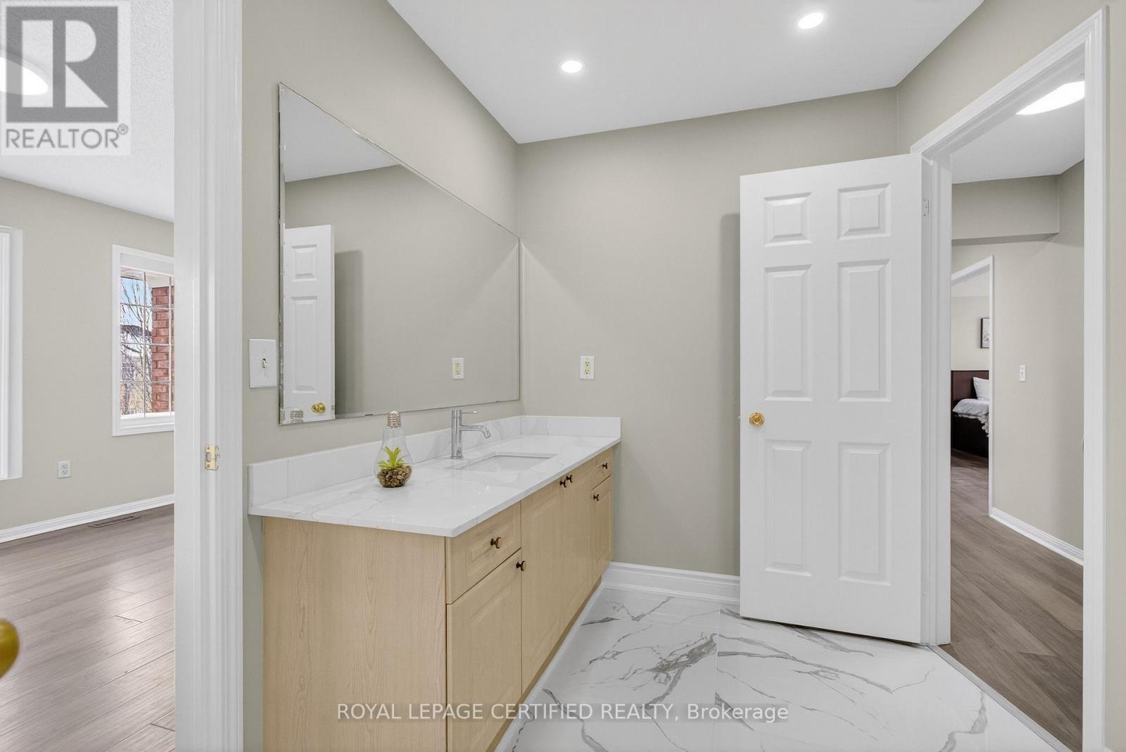 10 Verona Drive, Brampton, Ontario  L6P 1L2 - Photo 29 - W12734096