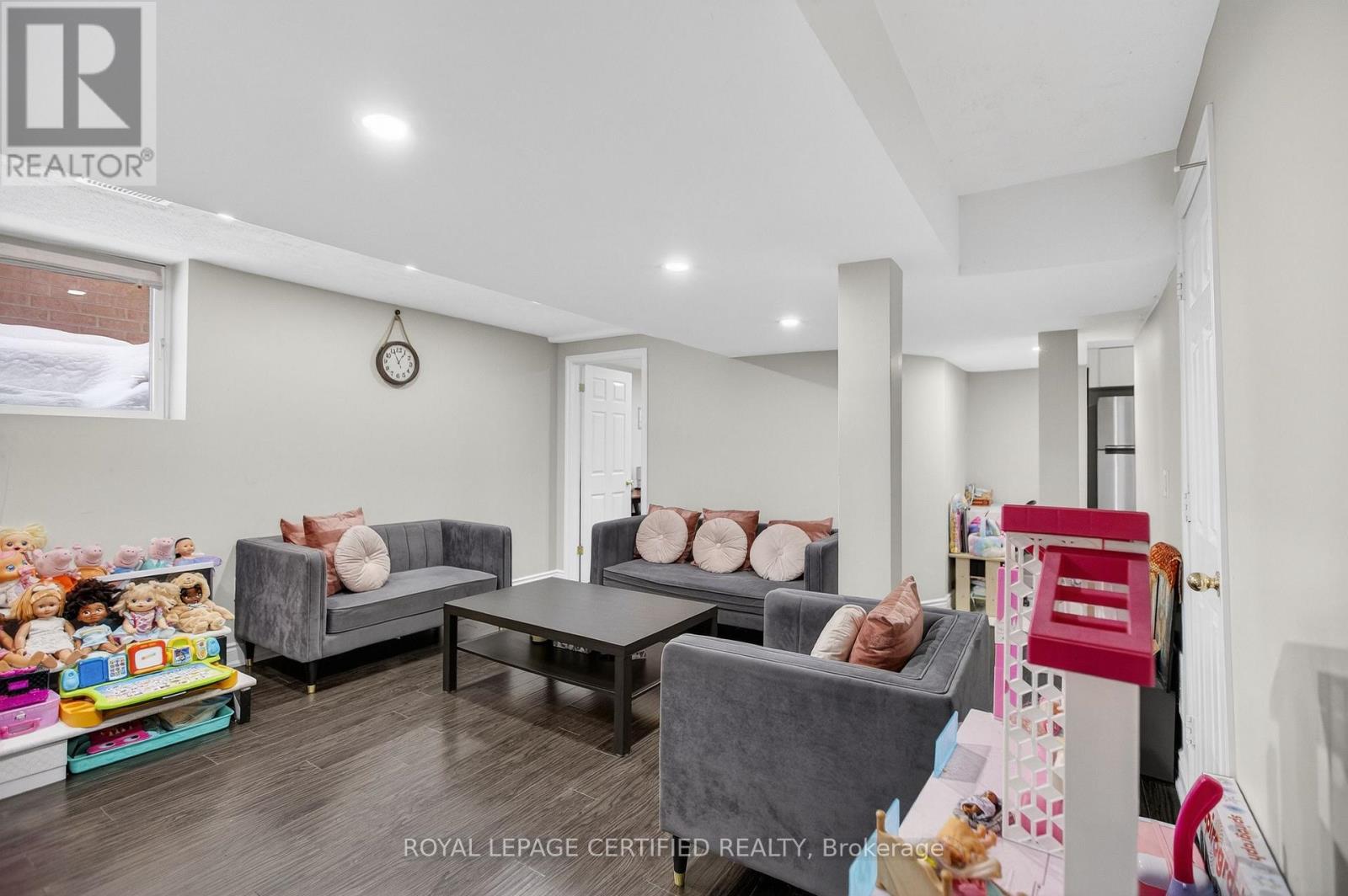 10 Verona Drive, Brampton, Ontario  L6P 1L2 - Photo 37 - W12734096