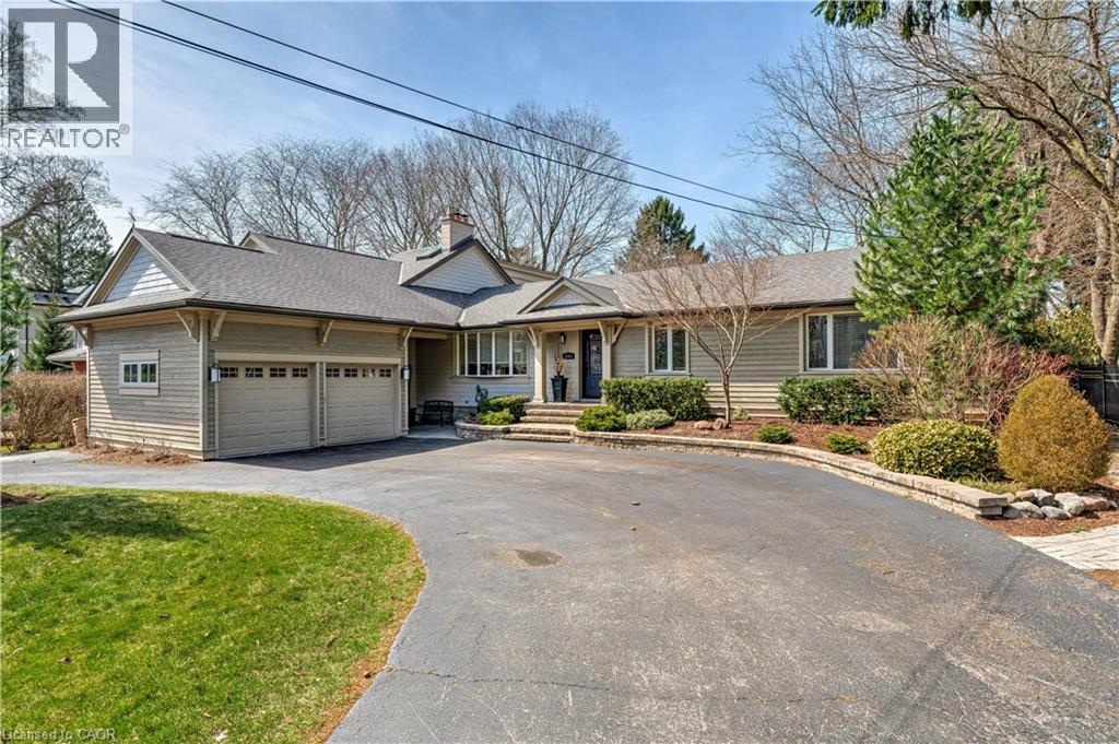 4391 Lakeshore Road, Burlington, Ontario  L7L 1B3 - Photo 3 - 40810814