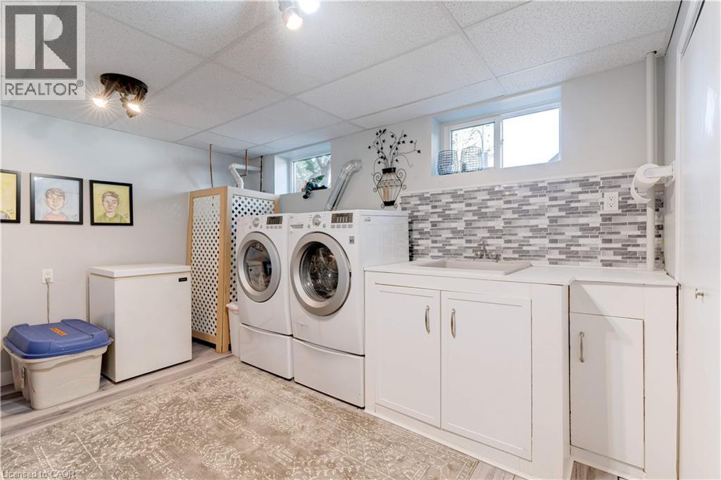 4391 Lakeshore Road, Burlington, Ontario  L7L 1B3 - Photo 35 - 40810814