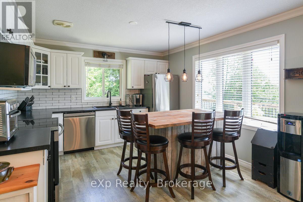 149 Mallory Beach Road, South Bruce Peninsula, Ontario  N0H 2T0 - Photo 22 - X12869472