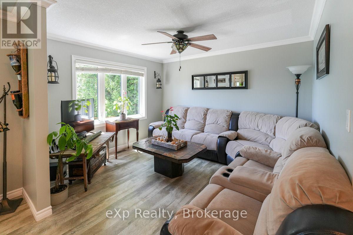 149 Mallory Beach Road, South Bruce Peninsula, Ontario  N0H 2T0 - Photo 26 - X12869472