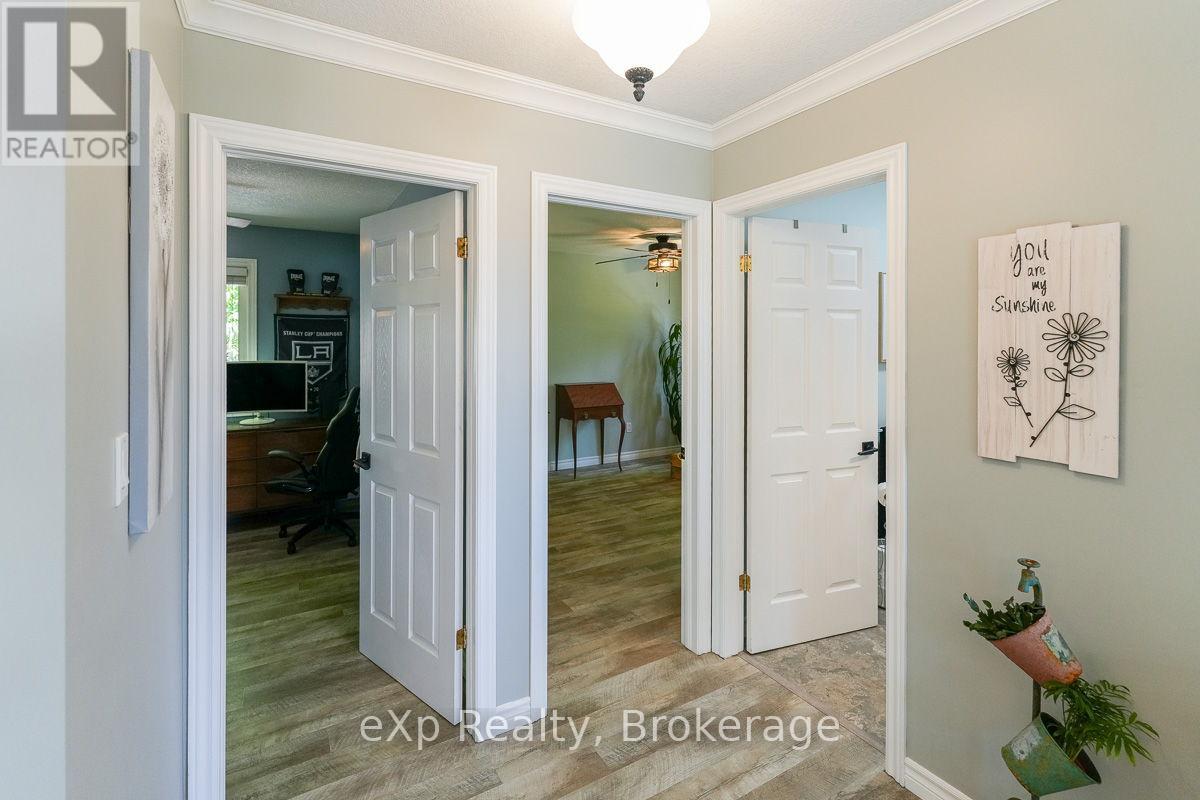 149 Mallory Beach Road, South Bruce Peninsula, Ontario  N0H 2T0 - Photo 27 - X12869472