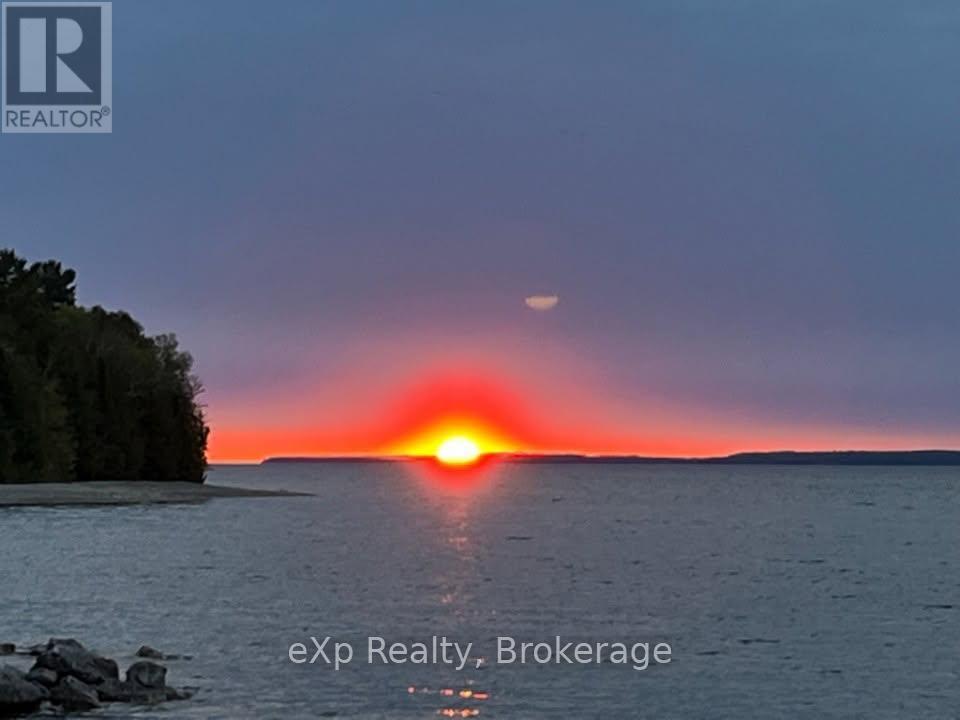 149 Mallory Beach Road, South Bruce Peninsula, Ontario  N0H 2T0 - Photo 50 - X12869472