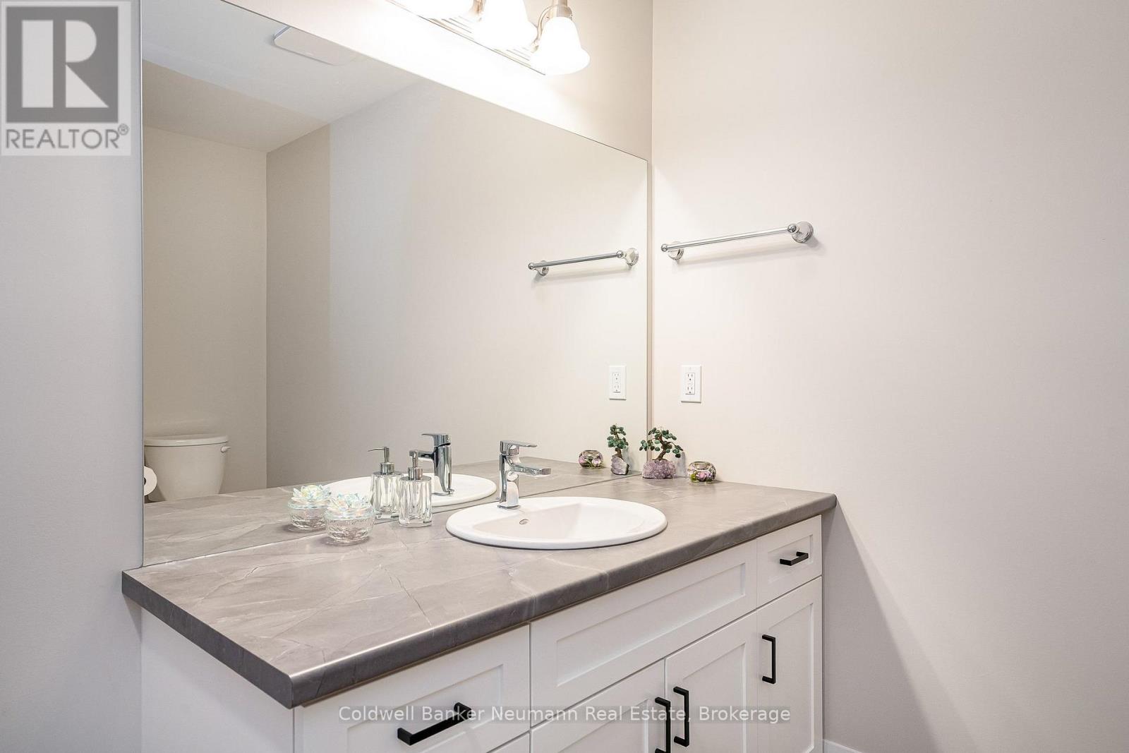 150 Durham Road W, West Grey, Ontario  N0G 1R0 - Photo 21 - X12869496