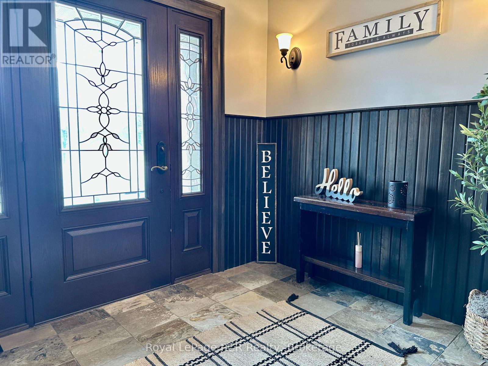 241 4th Street Crescent, Hanover, Ontario  N4N 3S9 - Photo 10 - X12869518