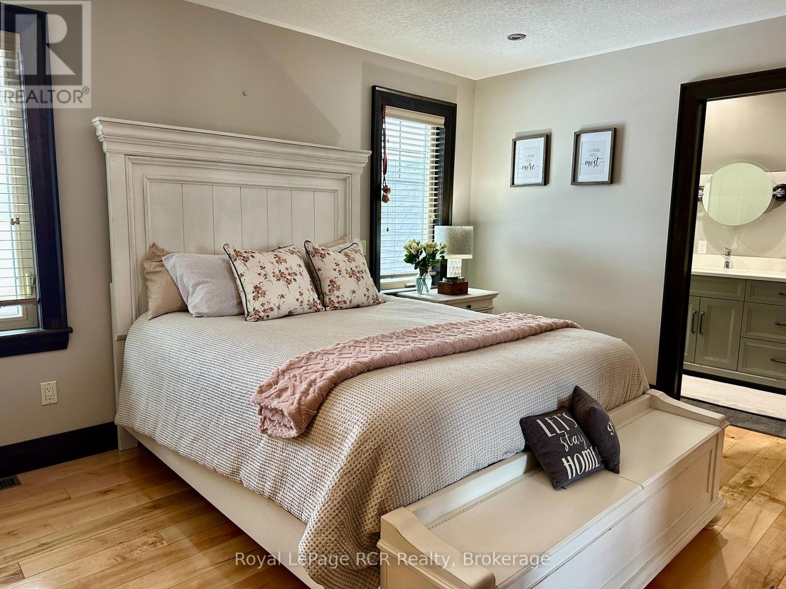 241 4th Street Crescent, Hanover, Ontario  N4N 3S9 - Photo 32 - X12869518