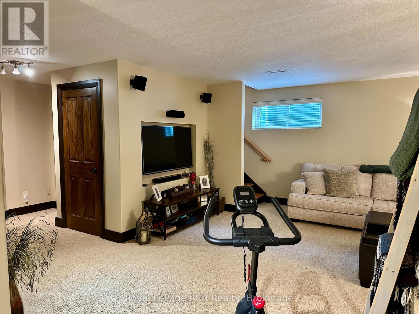 241 4th Street Crescent, Hanover, Ontario  N4N 3S9 - Photo 41 - X12869518