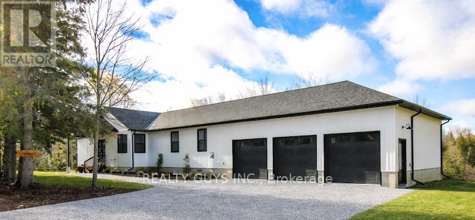 2 IVY STREET, Kawartha Lakes, Ontario