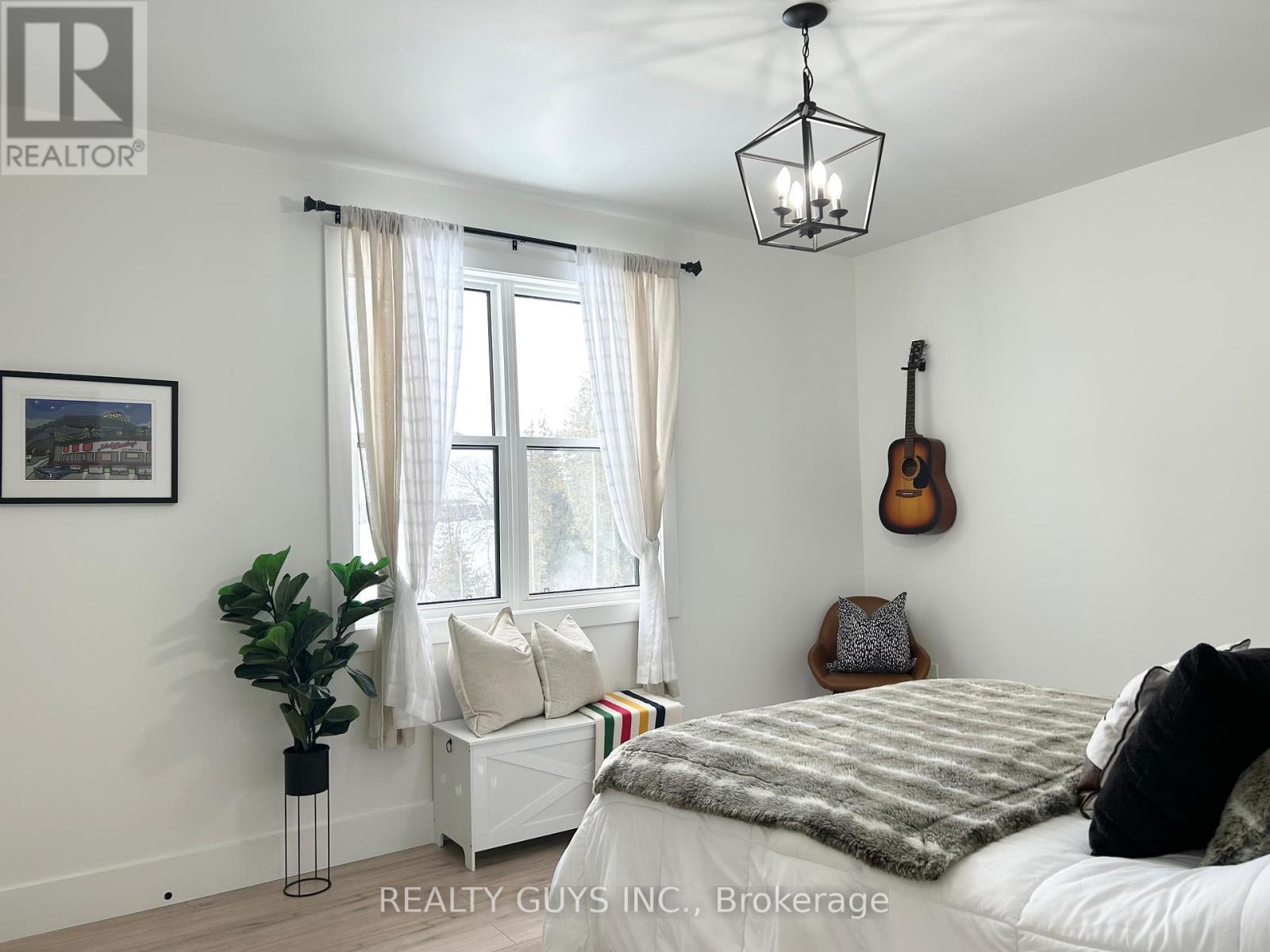 2 Ivy Street, Kawartha Lakes, Ontario  K0L 2W0 - Photo 23 - X12869498