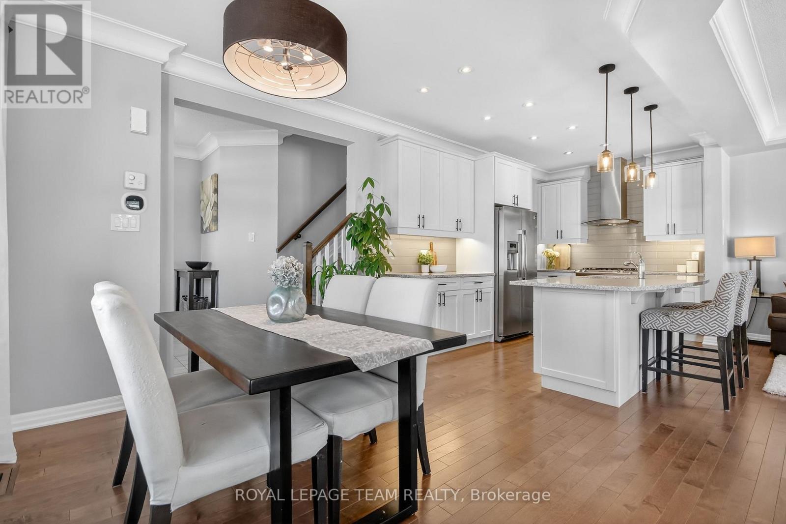 375 Meadowbreeze Drive, Ottawa, Ontario  K2M 0K3 - Photo 17 - X12869528