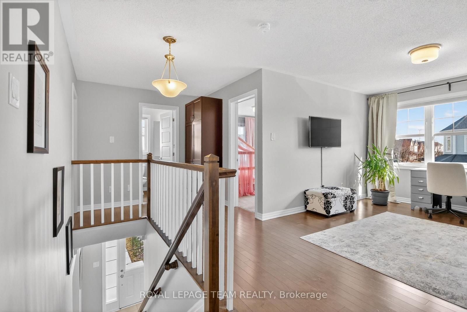 375 Meadowbreeze Drive, Ottawa, Ontario  K2M 0K3 - Photo 19 - X12869528