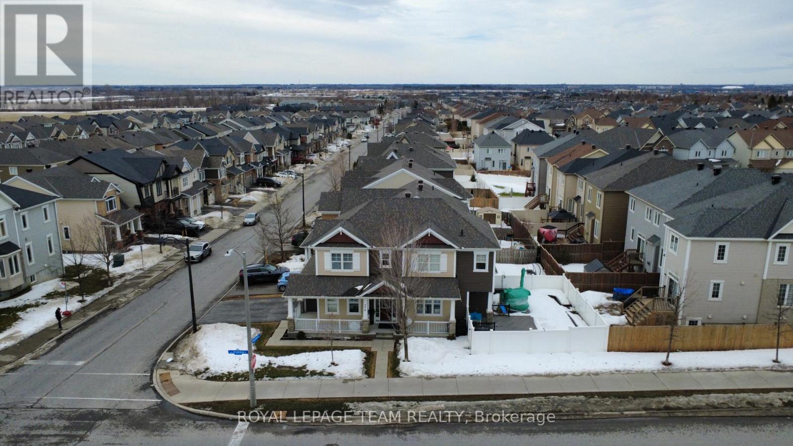 375 Meadowbreeze Drive, Ottawa, Ontario  K2M 0K3 - Photo 44 - X12869528