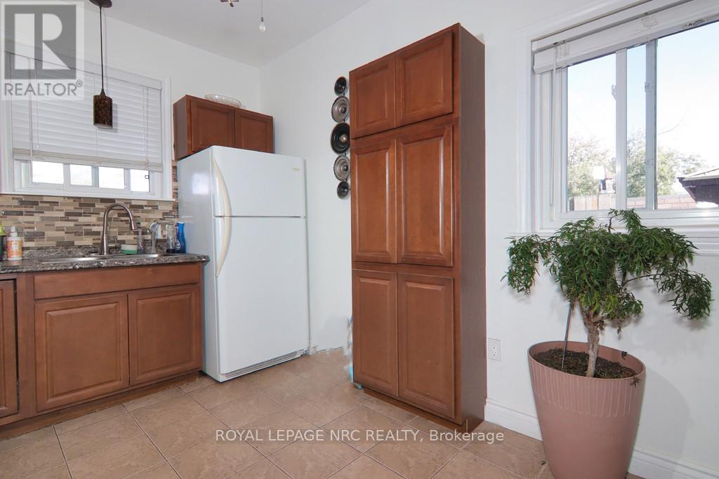 5192 Hamilton Street, Niagara Falls, Ontario  L2E 2W3 - Photo 13 - X12603696