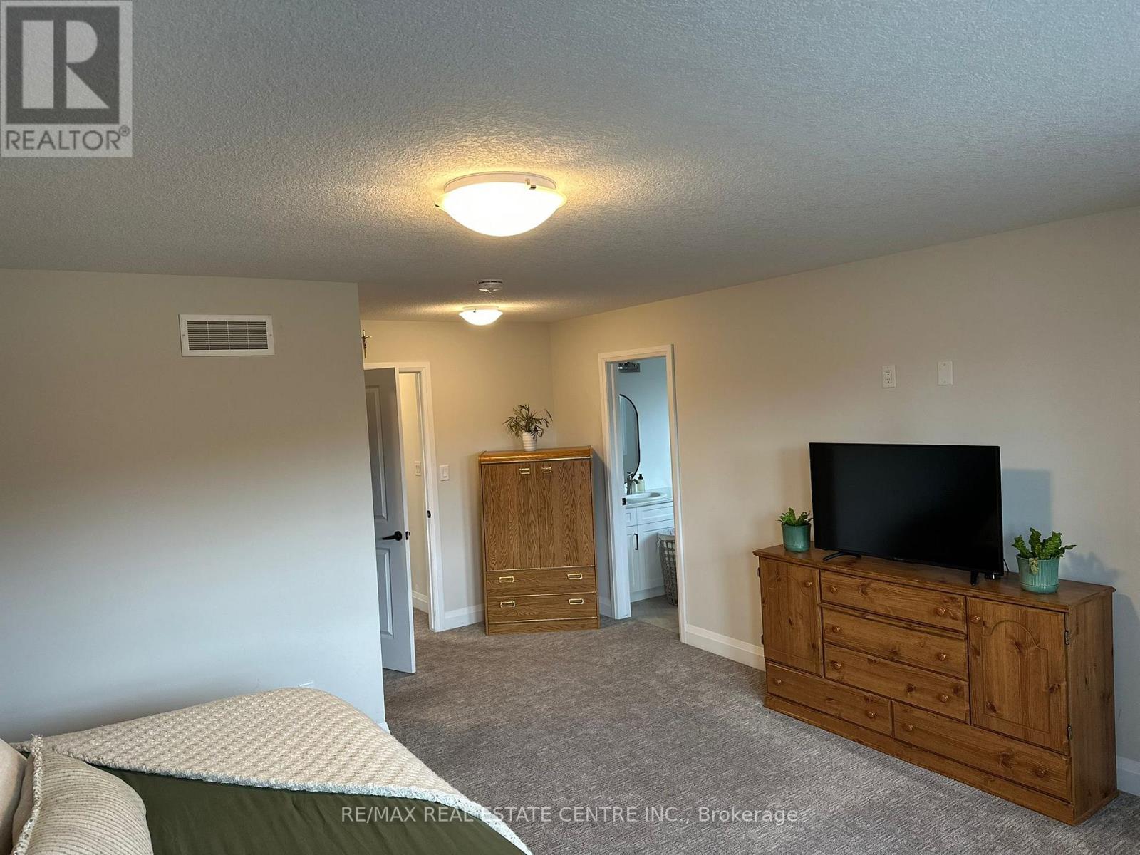 64 Cash Crescent, Ingersoll, Ontario  N5C 0E1 - Photo 18 - X12869522