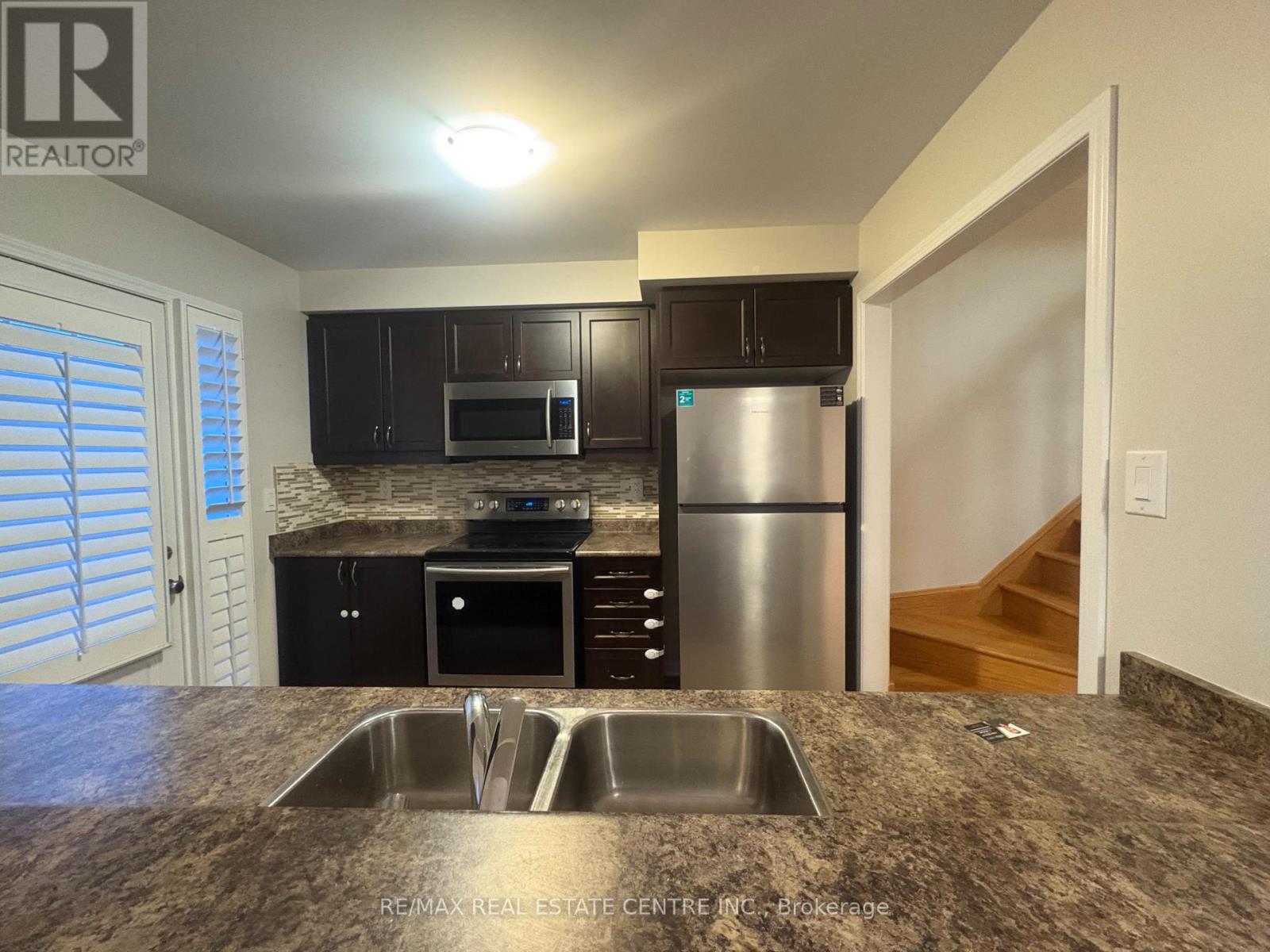 271 Woodley Crescent S, Milton, Ontario  L9T 8C4 - Photo 10 - W12840408