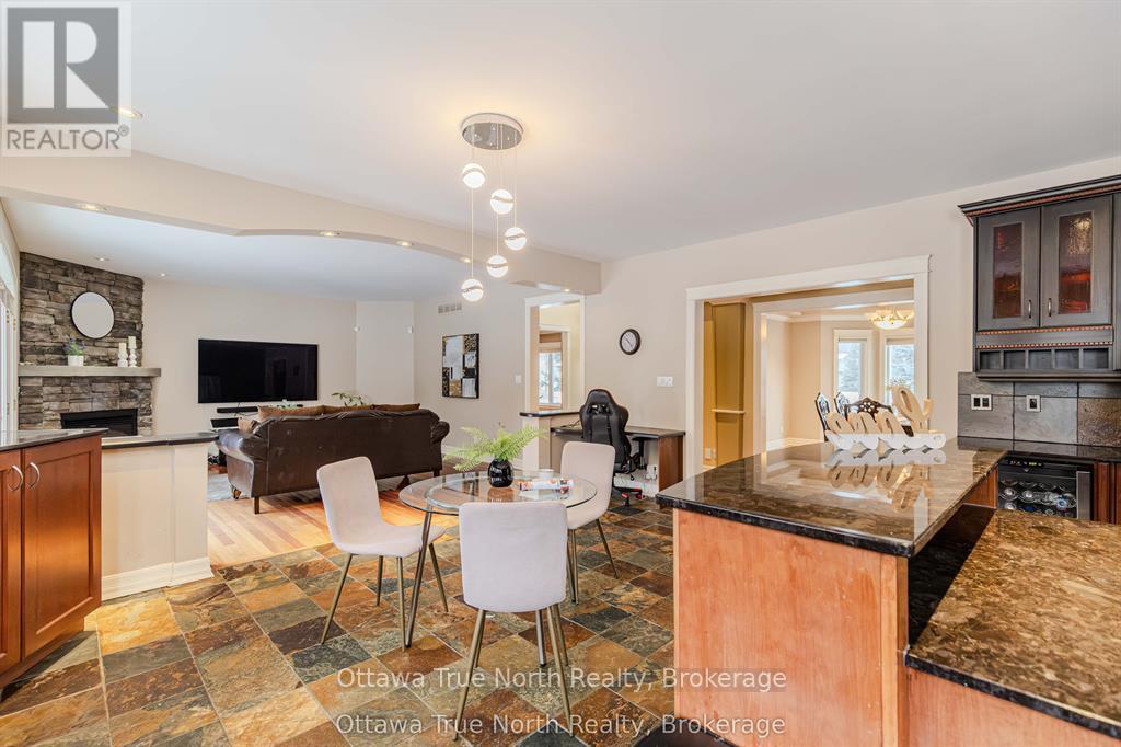 1530 Lords Manor Lane, Ottawa, Ontario  K4M 1K3 - Photo 15 - X12869218