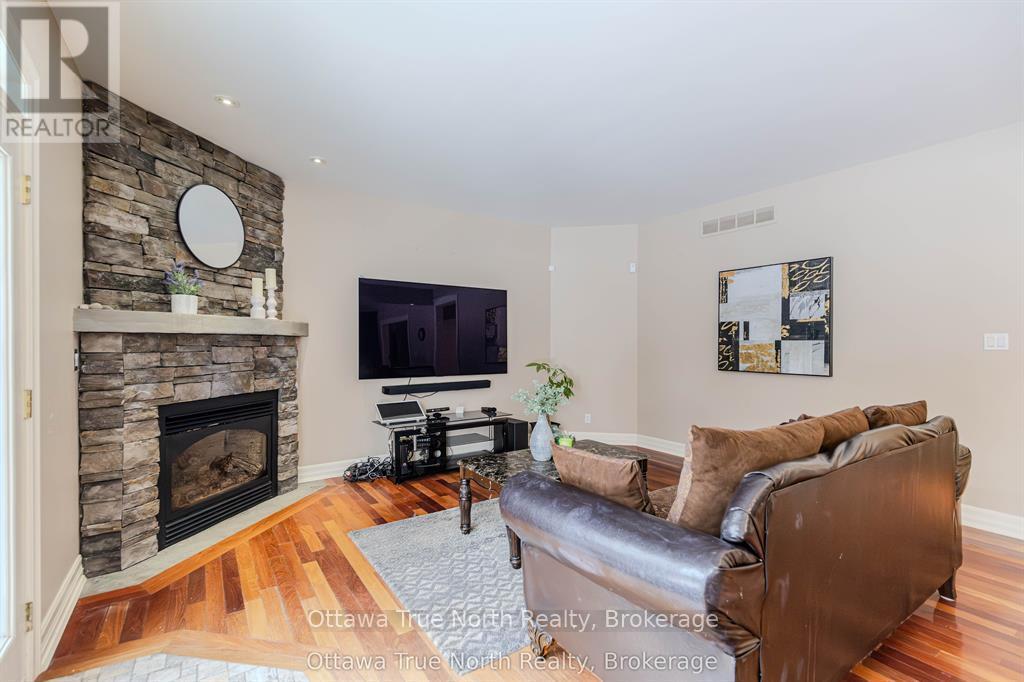 1530 Lords Manor Lane, Ottawa, Ontario  K4M 1K3 - Photo 8 - X12869218