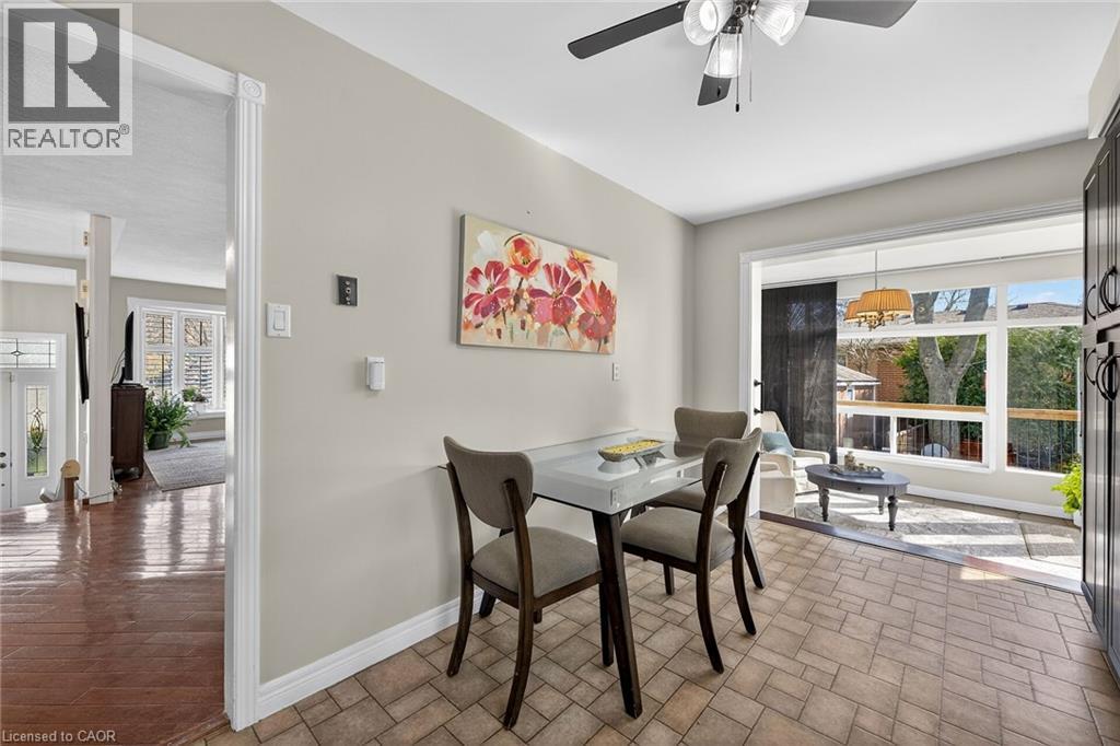 24 Milverton Close, Waterdown, Ontario  L0R 2H3 - Photo 14 - 40810513