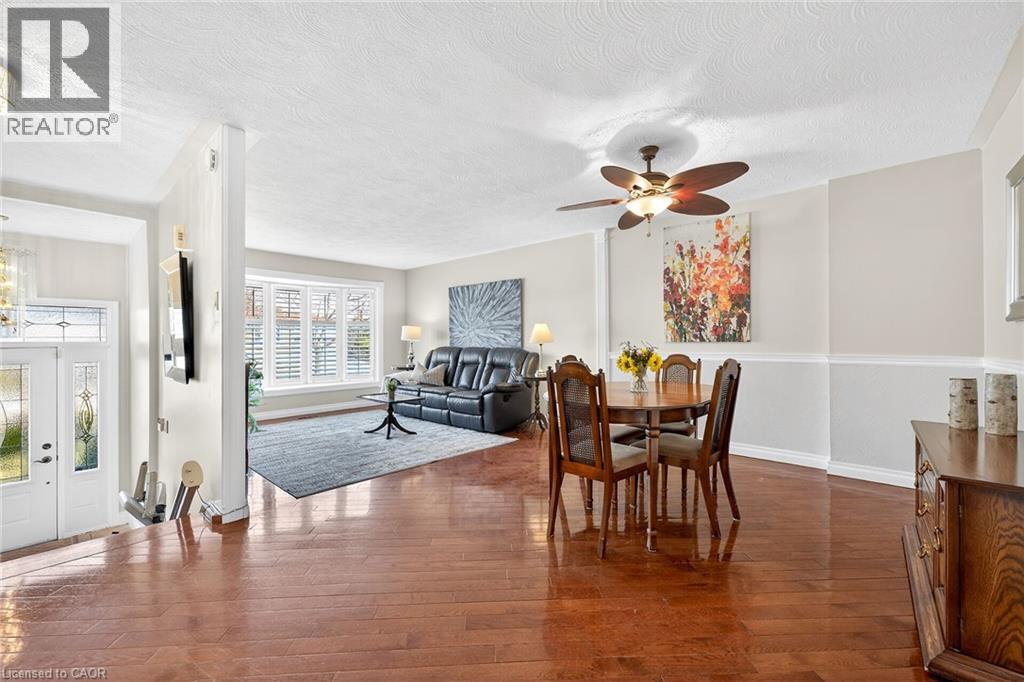 24 Milverton Close, Waterdown, Ontario  L0R 2H3 - Photo 5 - 40810513