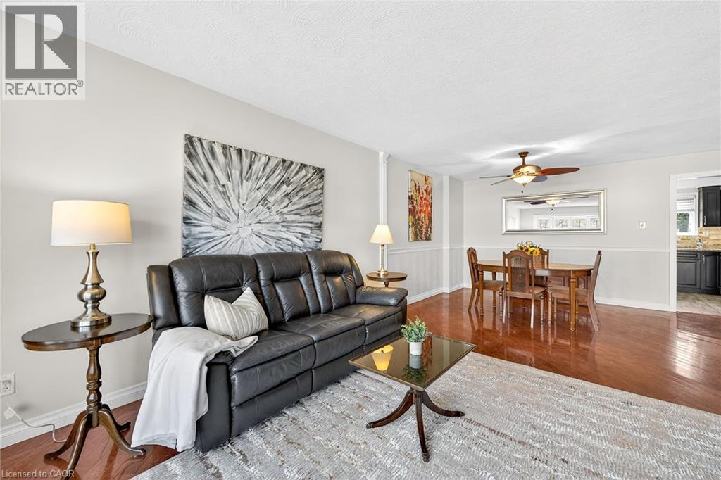 24 Milverton Close, Waterdown, Ontario  L0R 2H3 - Photo 9 - 40810513