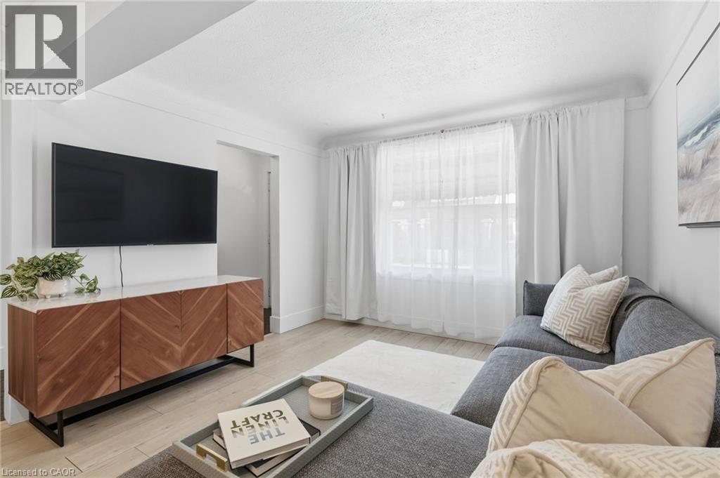 109 Grosvenor Avenue N, Hamilton, Ontario  L8L 7S5 - Photo 8 - 40809372