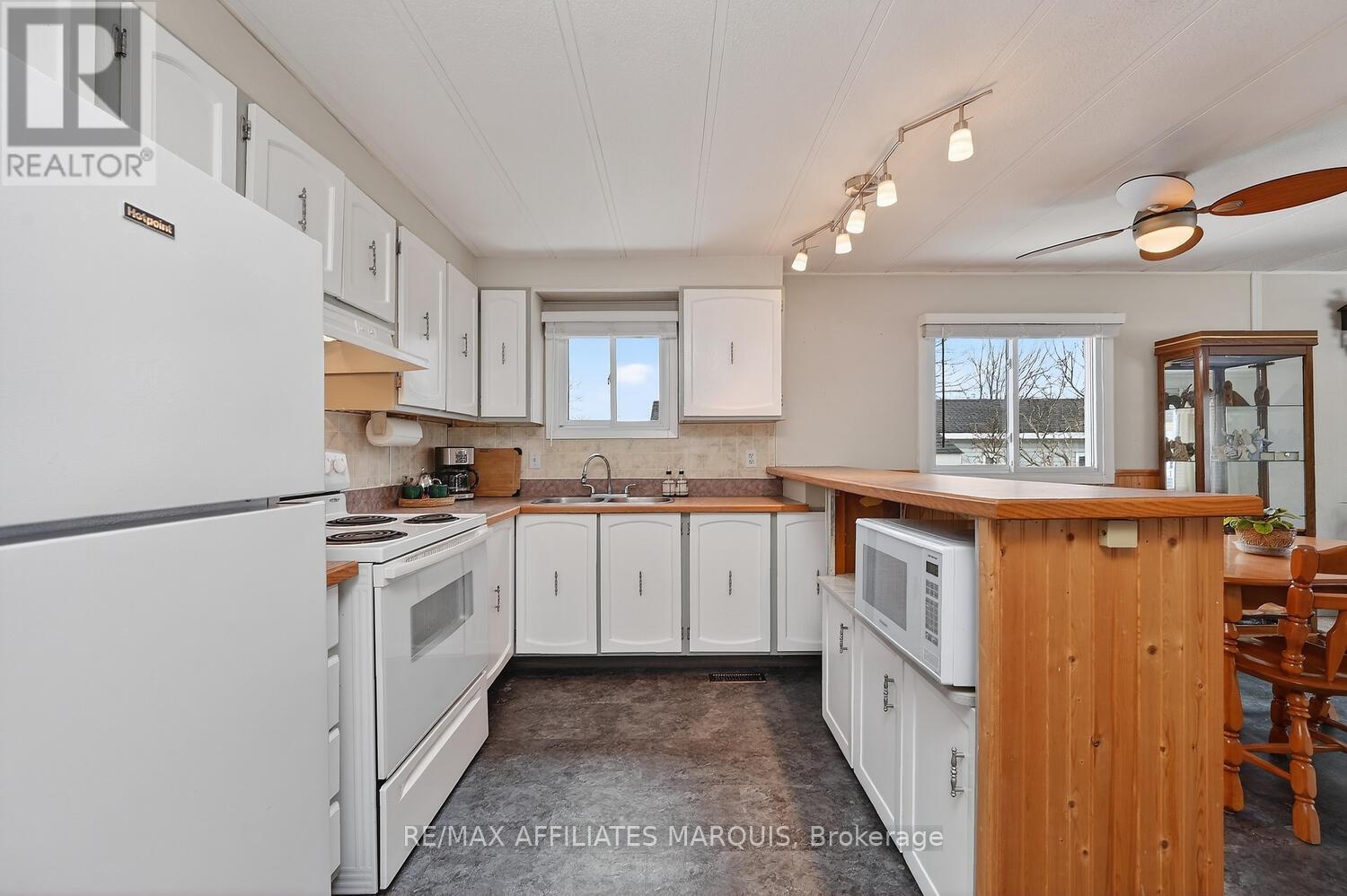 8 Saddle Avenue, Rideau Lakes, Ontario  K7A 4S5 - Photo 11 - X12869534