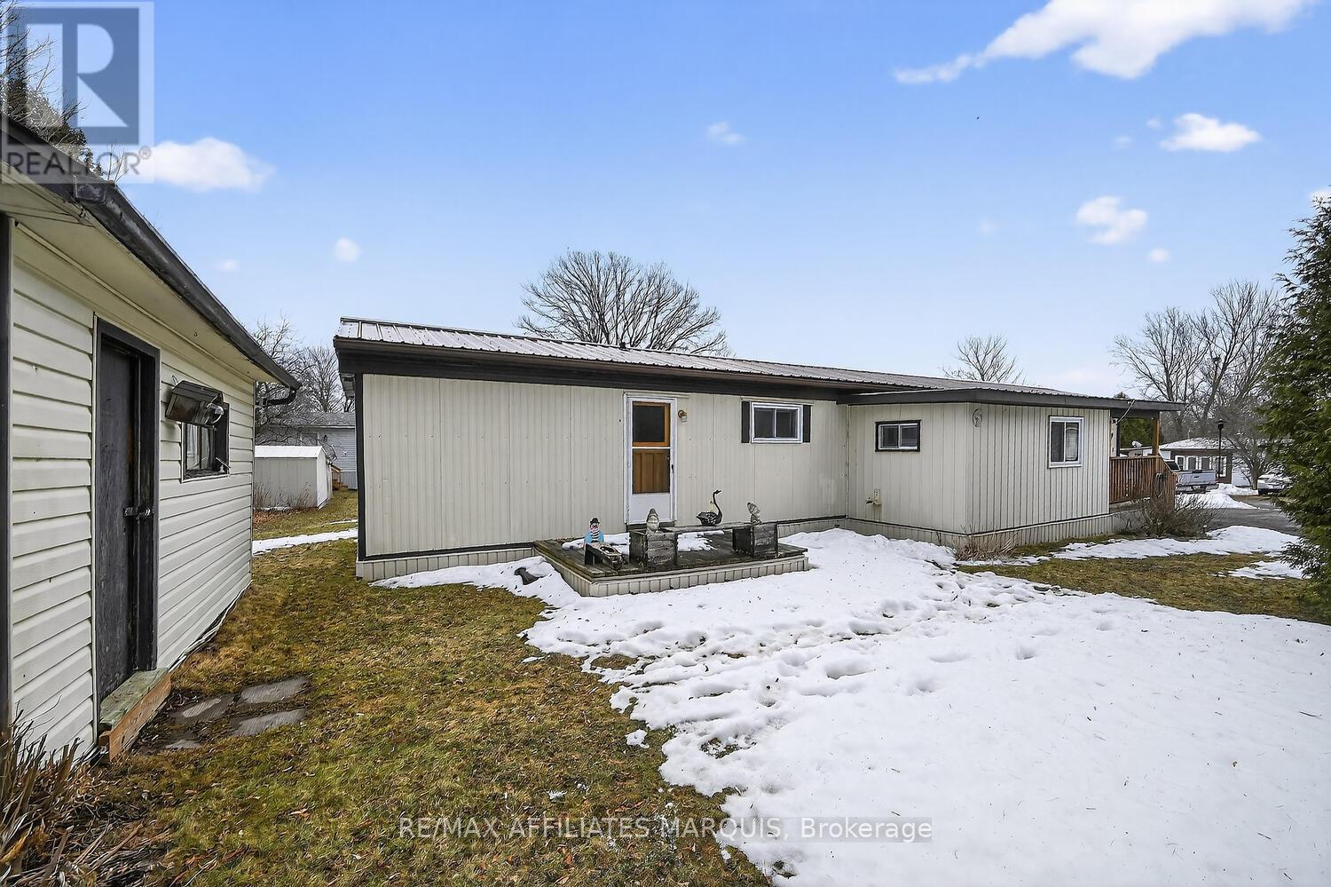 8 Saddle Avenue, Rideau Lakes, Ontario  K7A 4S5 - Photo 27 - X12869534