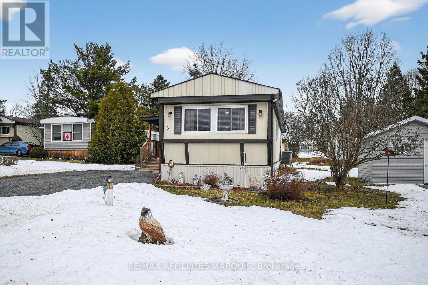 8 Saddle Avenue, Rideau Lakes, Ontario  K7A 4S5 - Photo 5 - X12869534