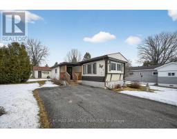 8 SADDLE AVENUE, Rideau Lakes, Ontario