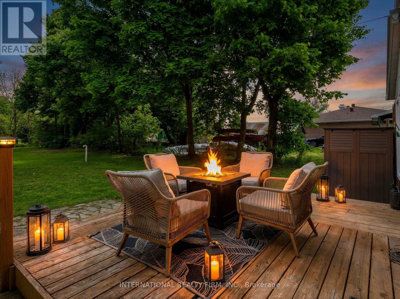 8061 Main Street, Adjala-Tosorontio (Everett), Ontario  L0M 1J0 - Photo 3 - N12869556