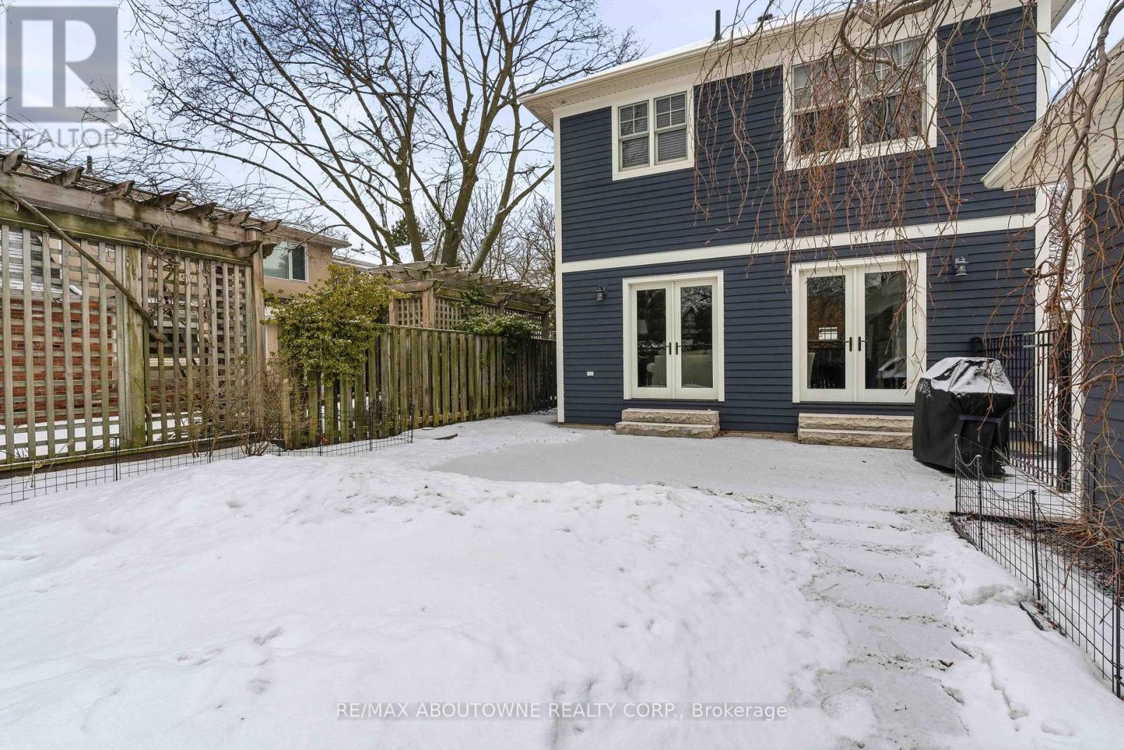 44 Head Street, Oakville, Ontario  L6K 1L5 - Photo 39 - W12826420