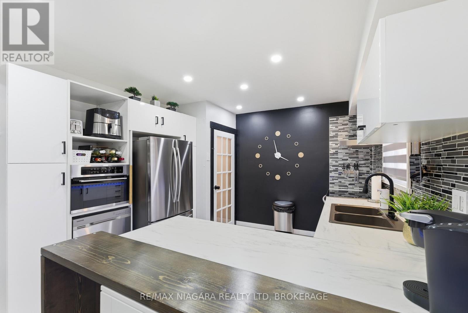 4183 Glenwood Drive, Lincoln, Ontario  L0R 1B7 - Photo 10 - X12869544