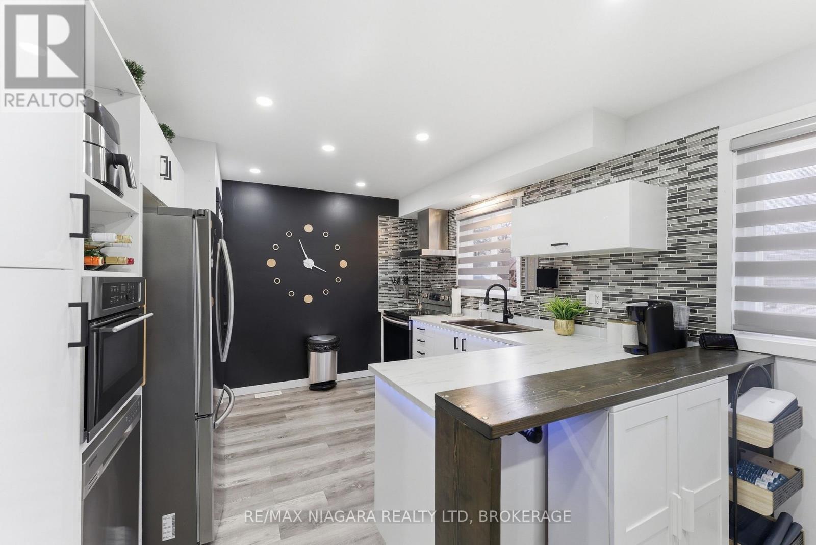 4183 Glenwood Drive, Lincoln, Ontario  L0R 1B7 - Photo 8 - X12869544