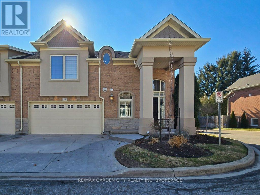 16 - 31 Sawmill Road, St. Catharines (Grapeview), Ontario  L2S 0A1 - Photo 2 - X12869560