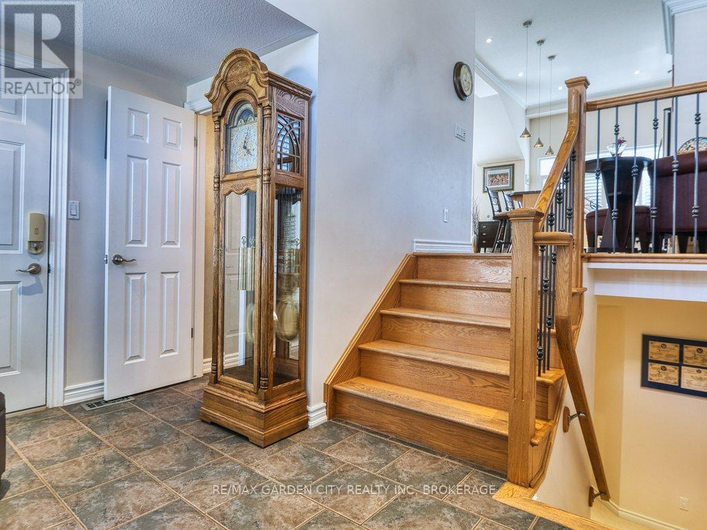 16 - 31 Sawmill Road, St. Catharines (Grapeview), Ontario  L2S 0A1 - Photo 5 - X12869560