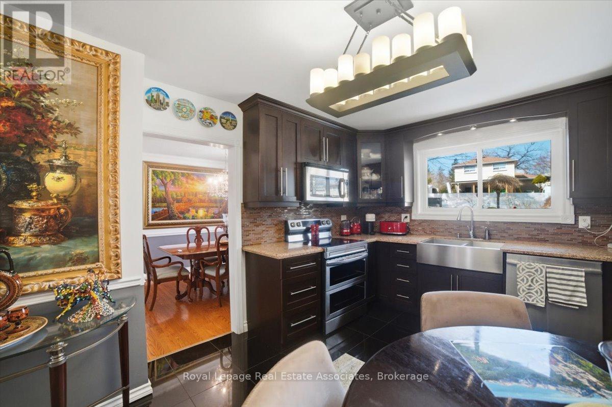 3652 Haven Glenn, Mississauga, Ontario  L4X 1X8 - Photo 17 - W12869566